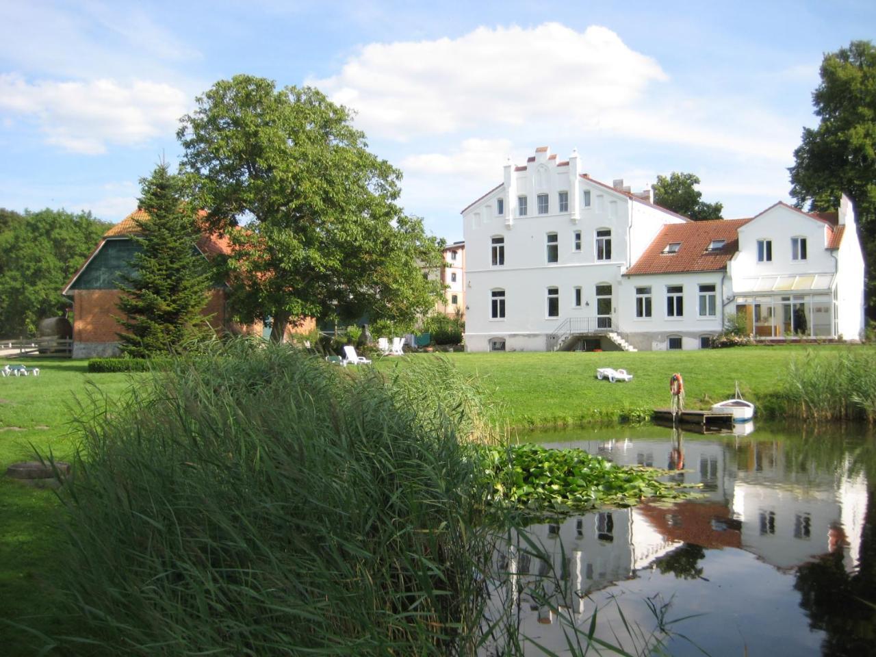 Ferienanlage Gutshaus Gramkow Eksteriør bilde